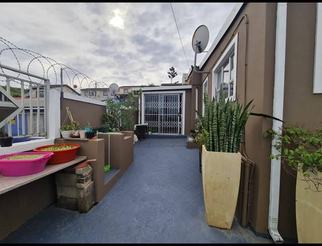 3 BEDROOM HOUSE FOR SALE IN PALMVIEW